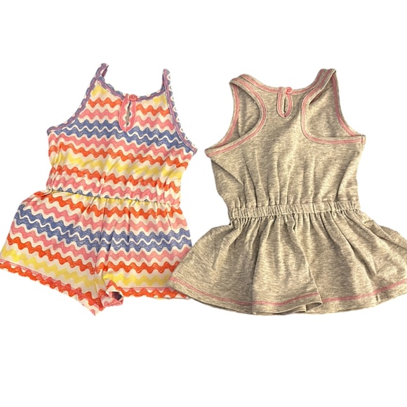 Splendid sleeveless dress and romper set- baby size 0-3 months. - Picture 2 of 10